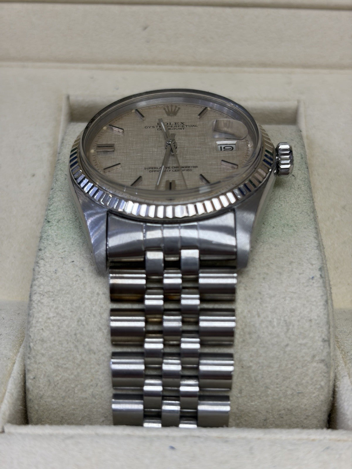 Rolex Datejust 1601 Silver Jubilee Bracelet with Silver Bezel W/Box Linen Dial
