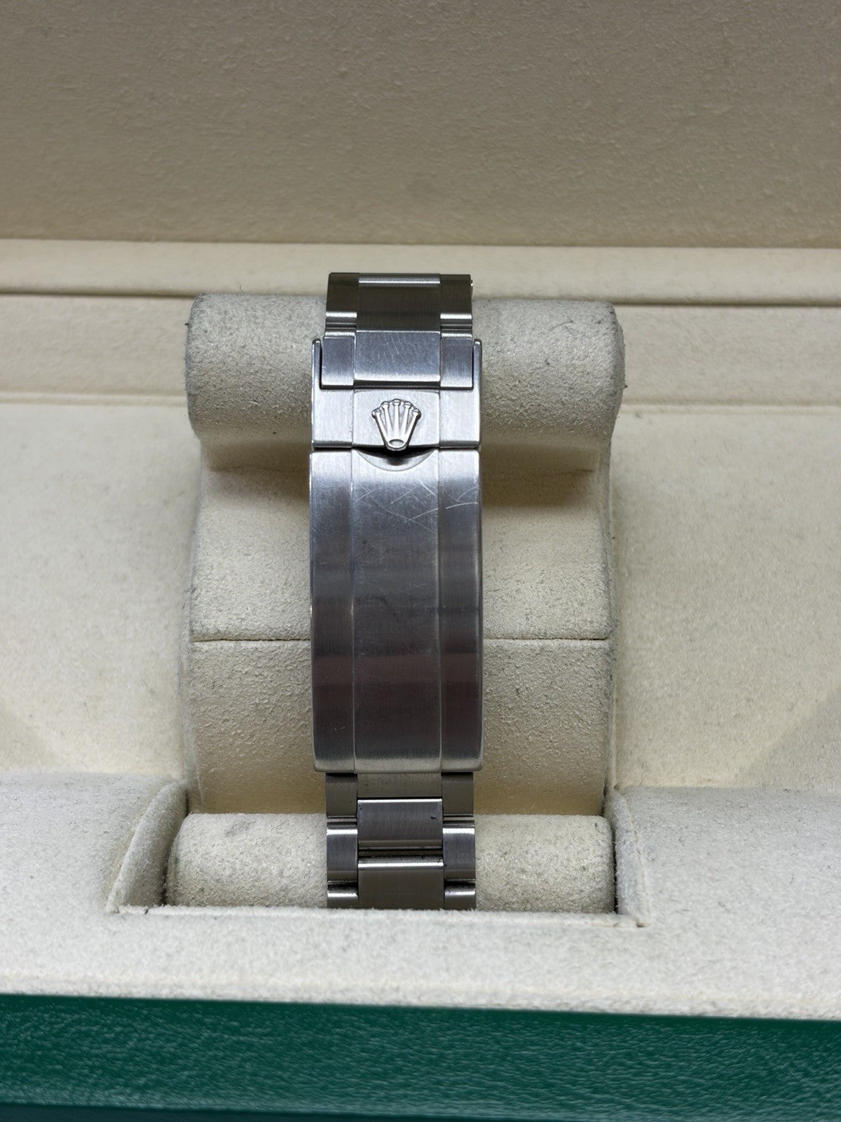 Rolex Submariner 116610LN Oyster Bracelet with Black Bezel 40mm Box & Papers