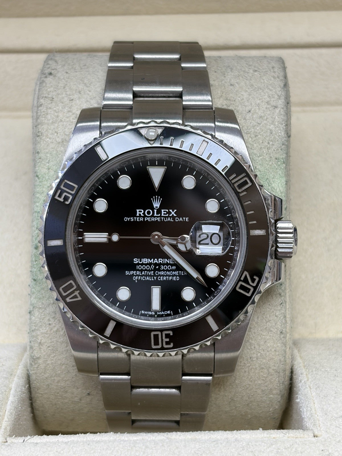 Rolex Submariner 116610LN Oyster Bracelet with Black Bezel 40mm Box & Papers