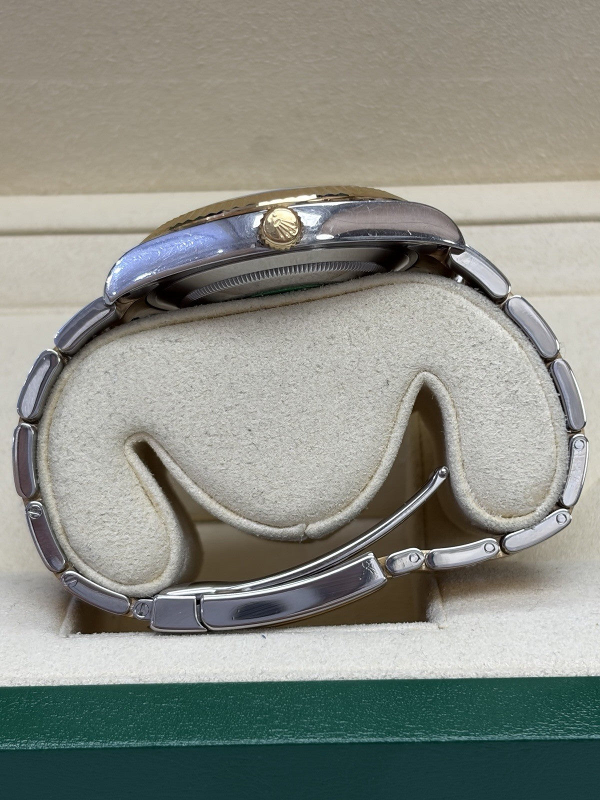 Rolex Datejust 116333 Gold and Silver Oyster Bracelet with Gold Bezel Box Papers