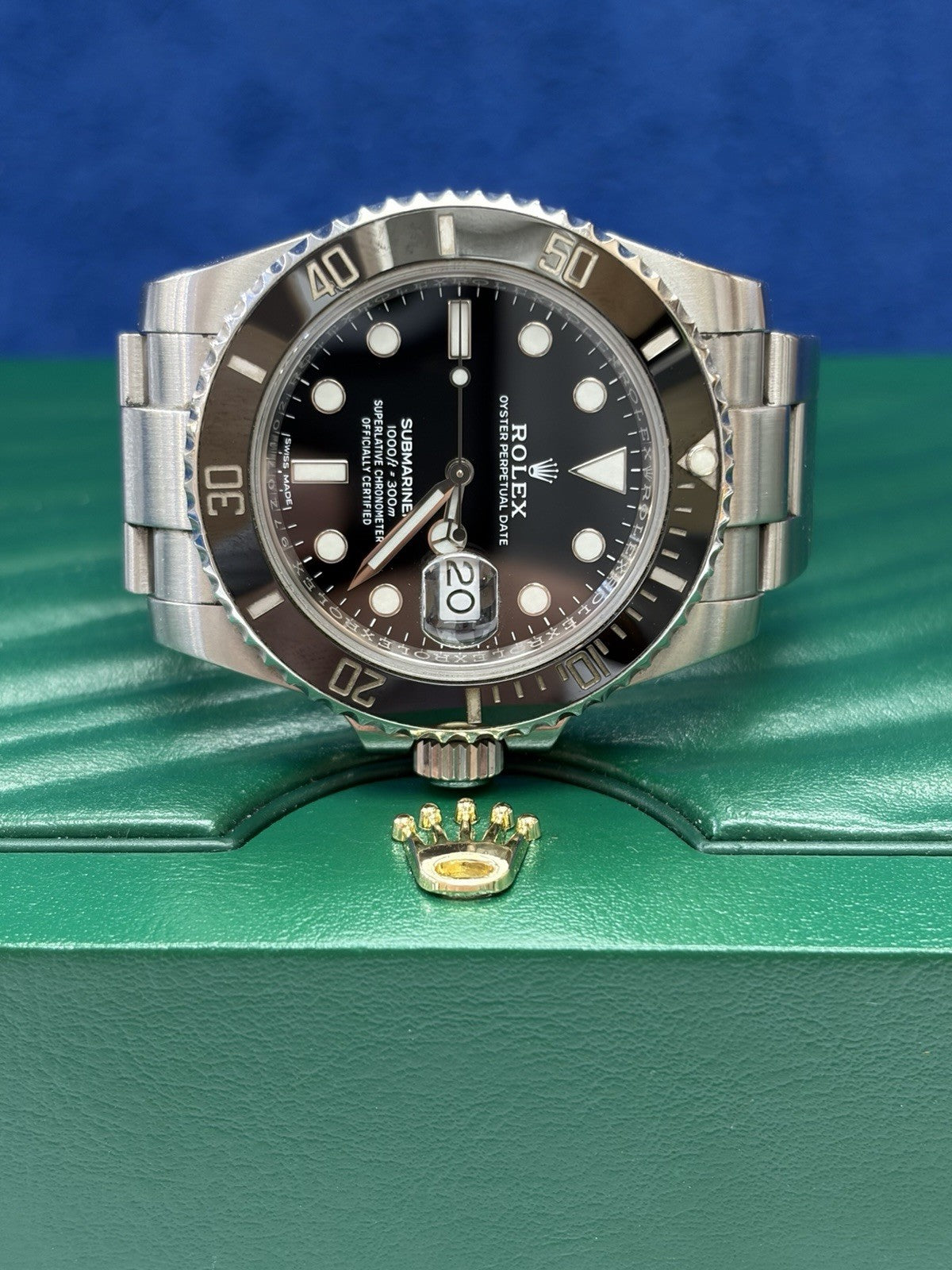 Rolex Submariner 116610LN Oyster Bracelet with Black Bezel 40mm Box & Papers