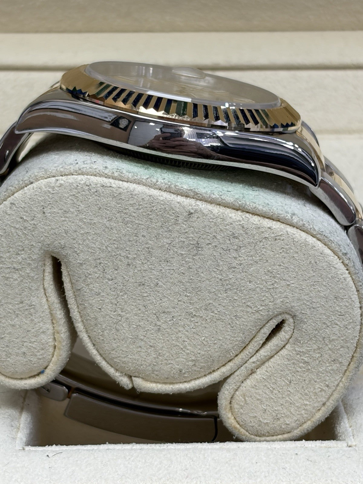 Rolex Datejust 116333 Gold and Silver Oyster Bracelet with Gold Bezel Box Papers