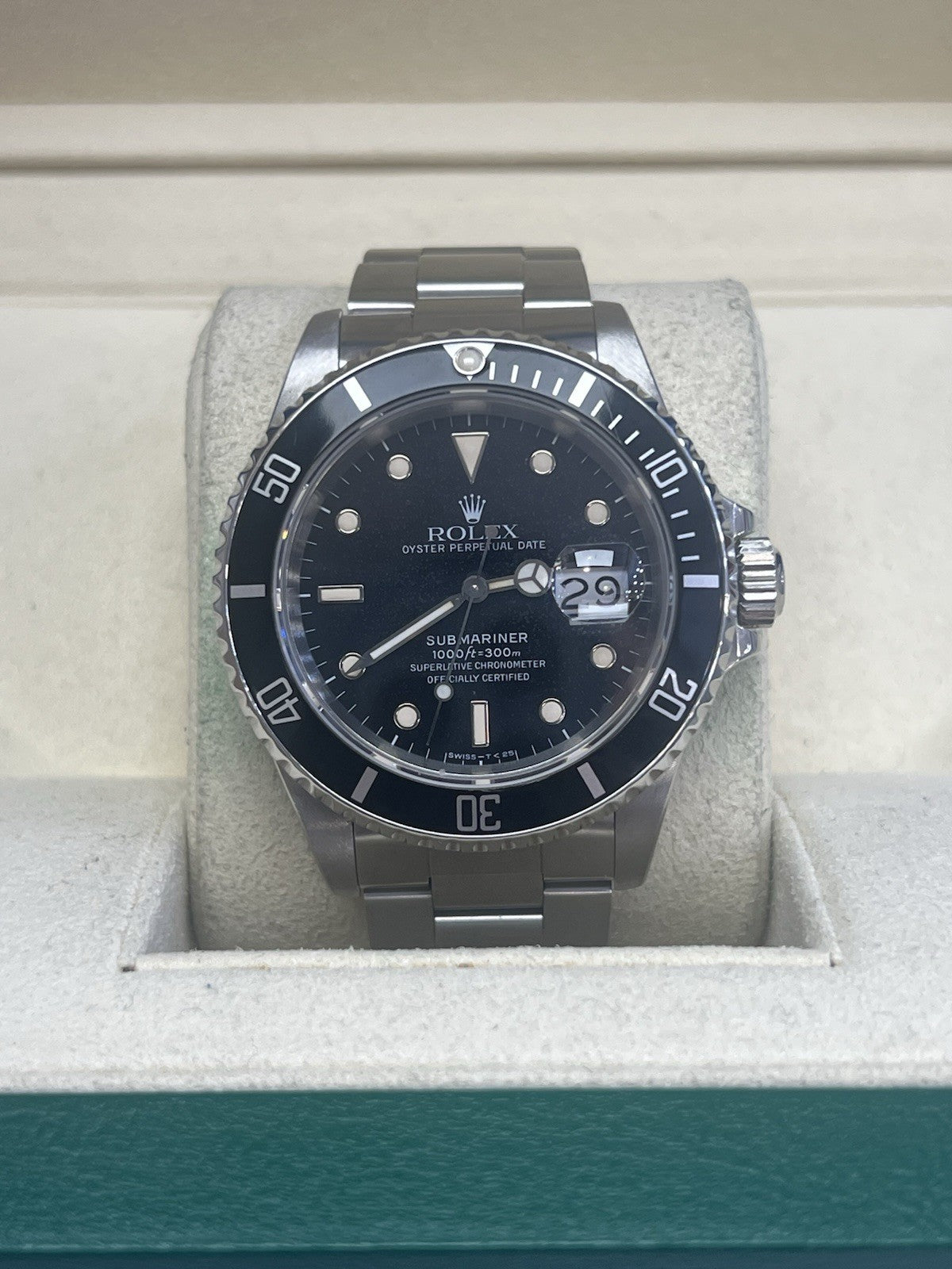 Rolex Submariner 16610 Silver Oyster Bracelet with Black Bezel Box 1989 40mm