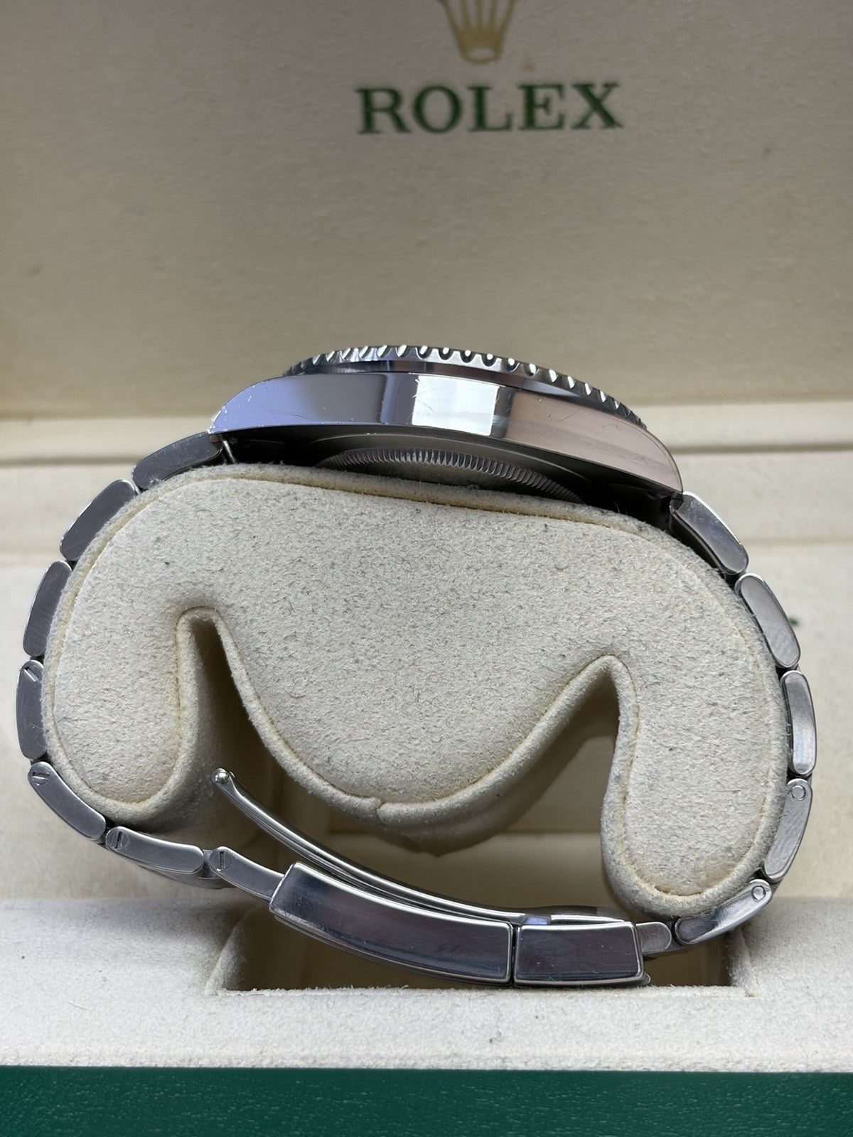 Rolex GMT-Master II 116710BLNR BATMAN Oyster Bracelet Box And Papers