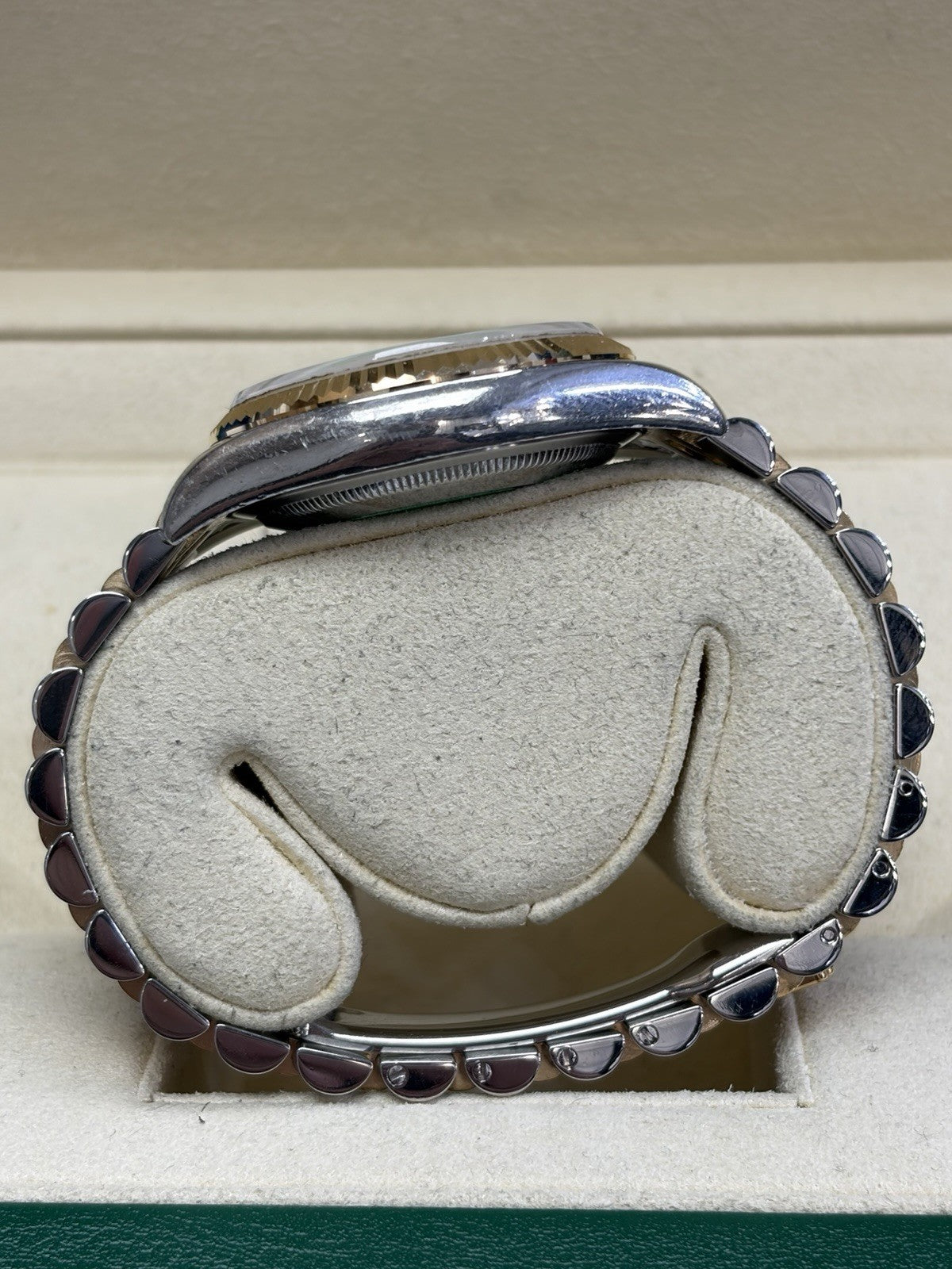 Rolex Datejust 116233 Gold and Silver Jubilee Bracelet with Gold Bezel With Box