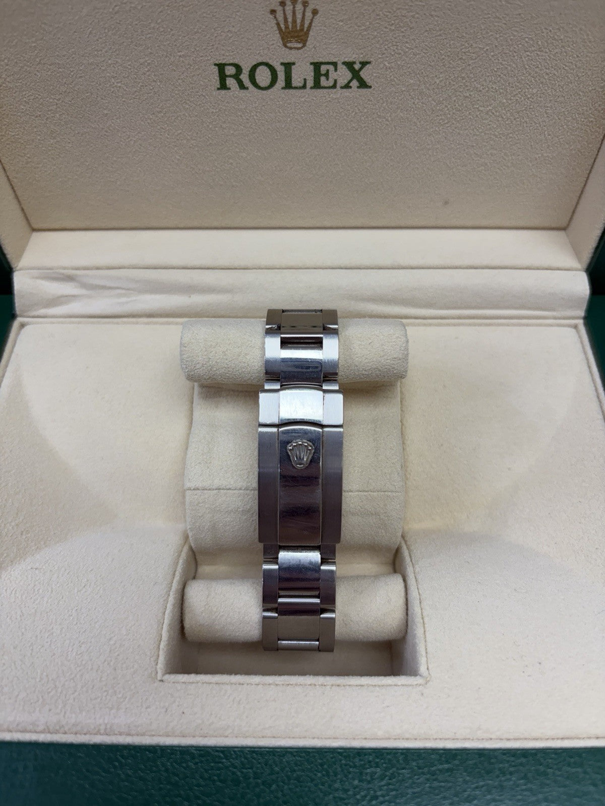 Rolex Datejust 116334 Silver Oyster Bracelet with Silver Bezel Box Papers 2017