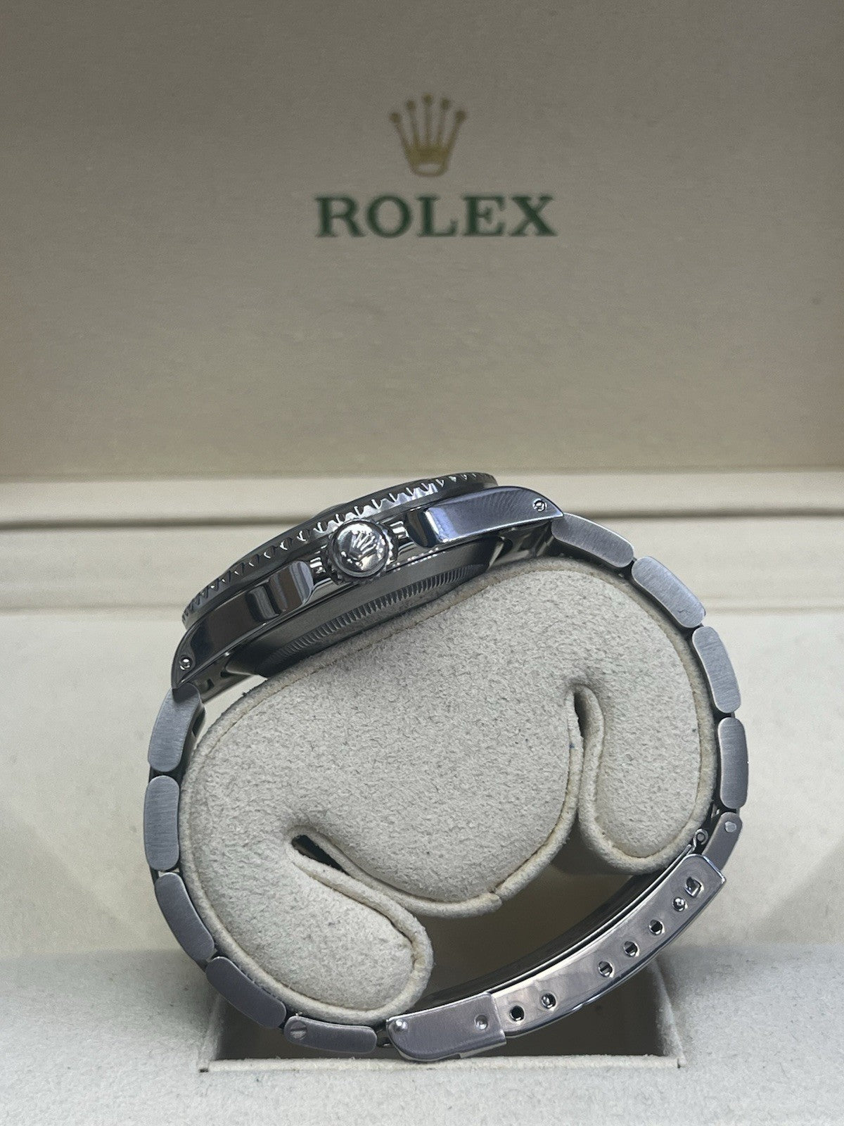 Rolex Submariner 16610 Silver Oyster Bracelet with Black Bezel Box 1989 40mm